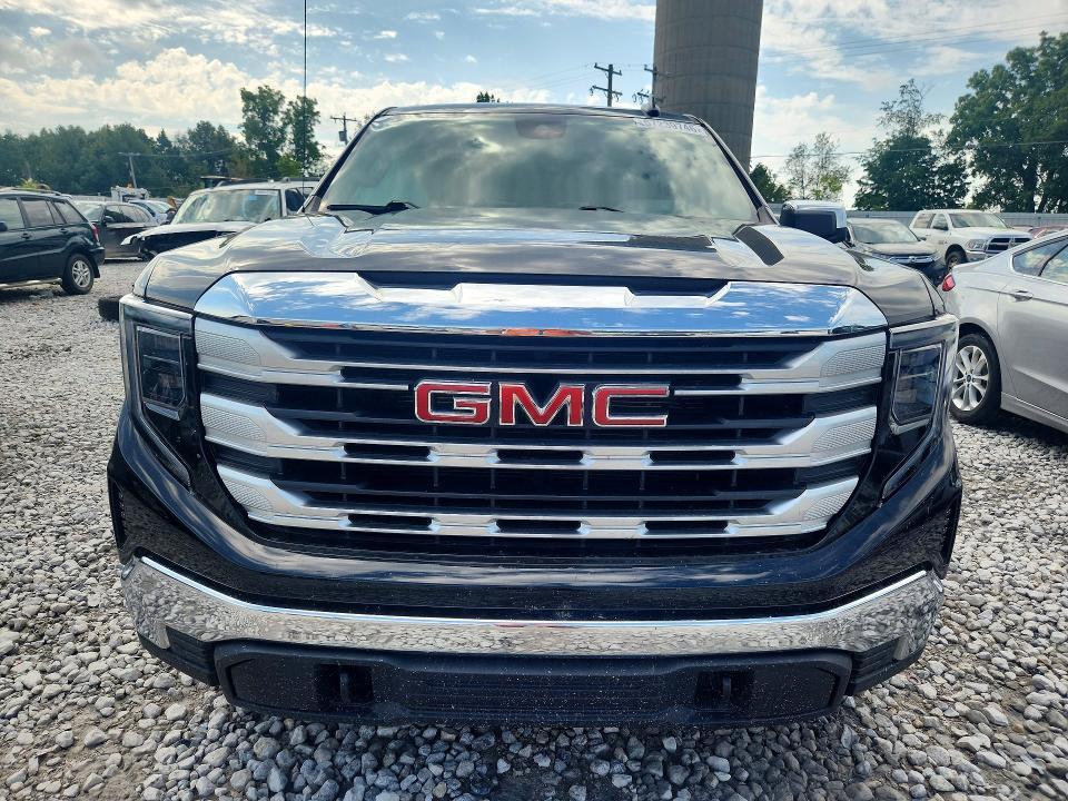 2023 GMC Sierra K1500 SLE