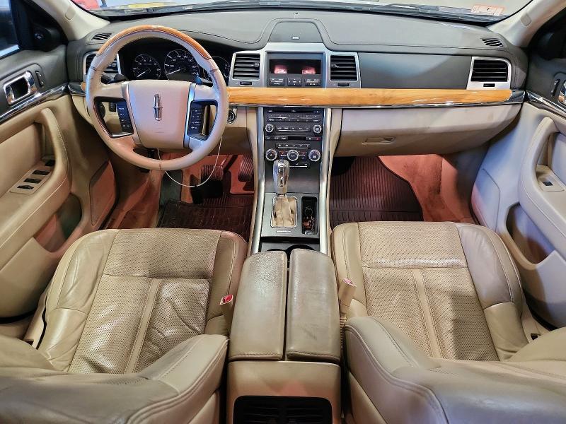 2010 Lincoln MKS
