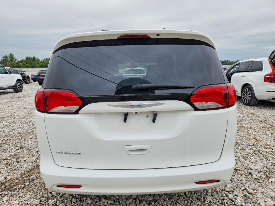 2020 Chrysler Voyager LXI