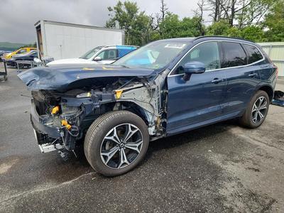 2022 Volvo Xc60 B5 Momentum