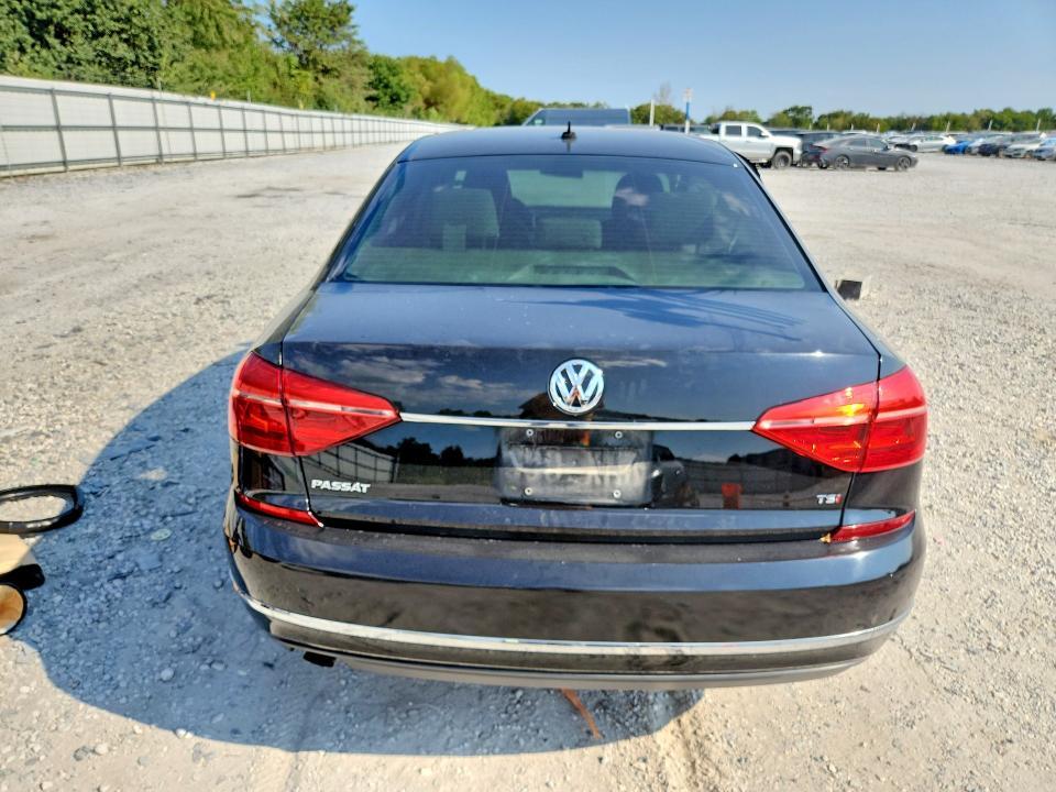 2016 Volkswagen Passat S