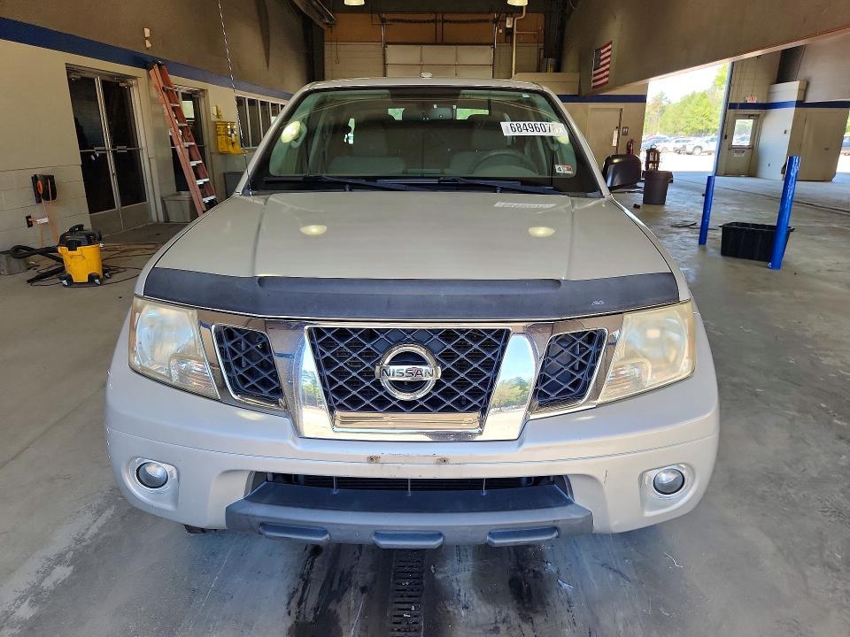 2015 Nissan Frontier S