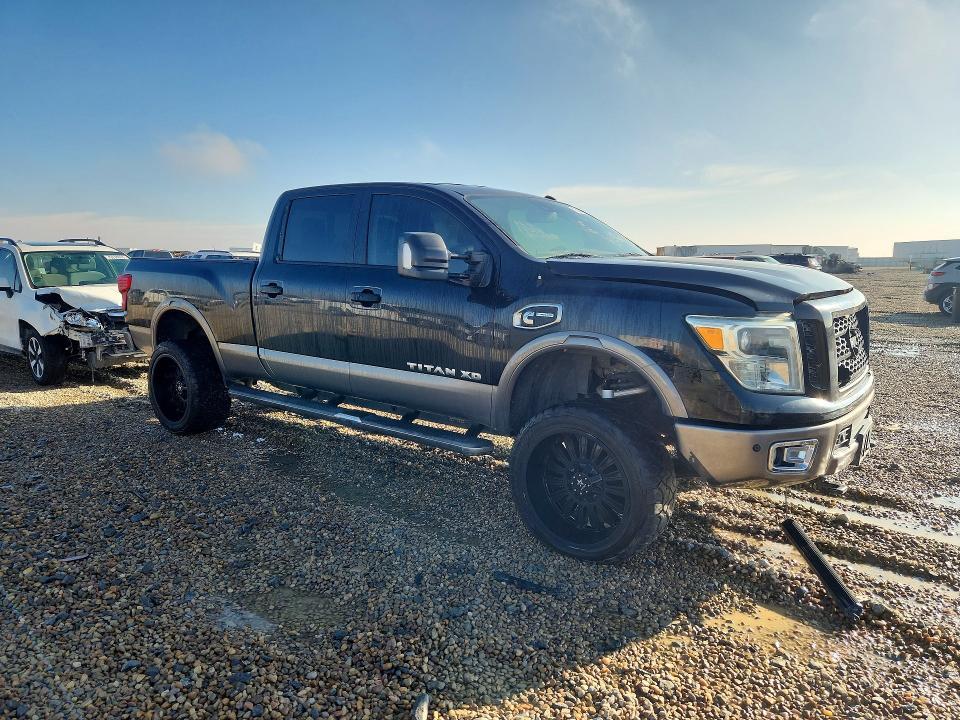 2016 Nissan Titan XD Platinum Reserve