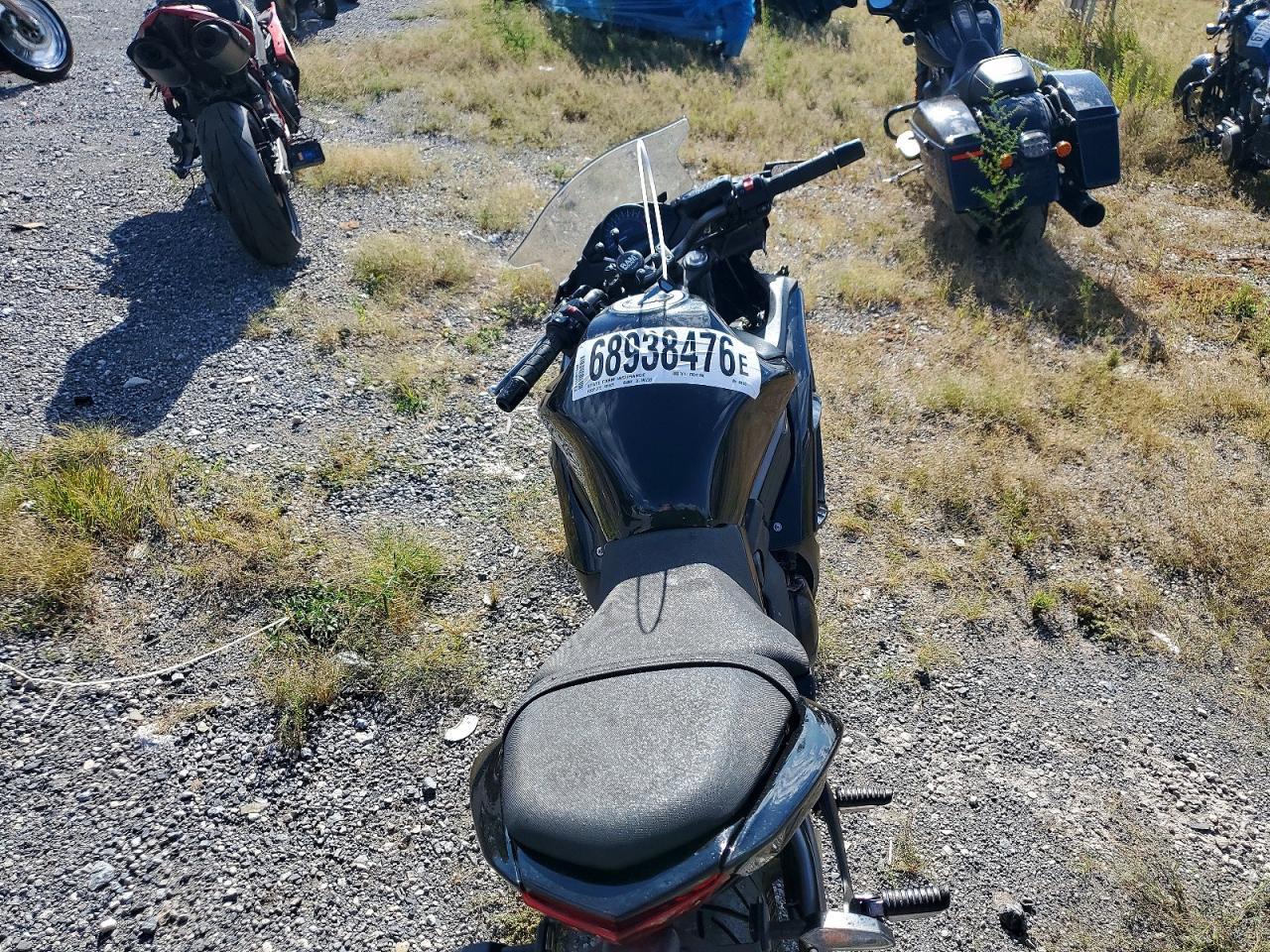 2012 Kawasaki EX650 EC