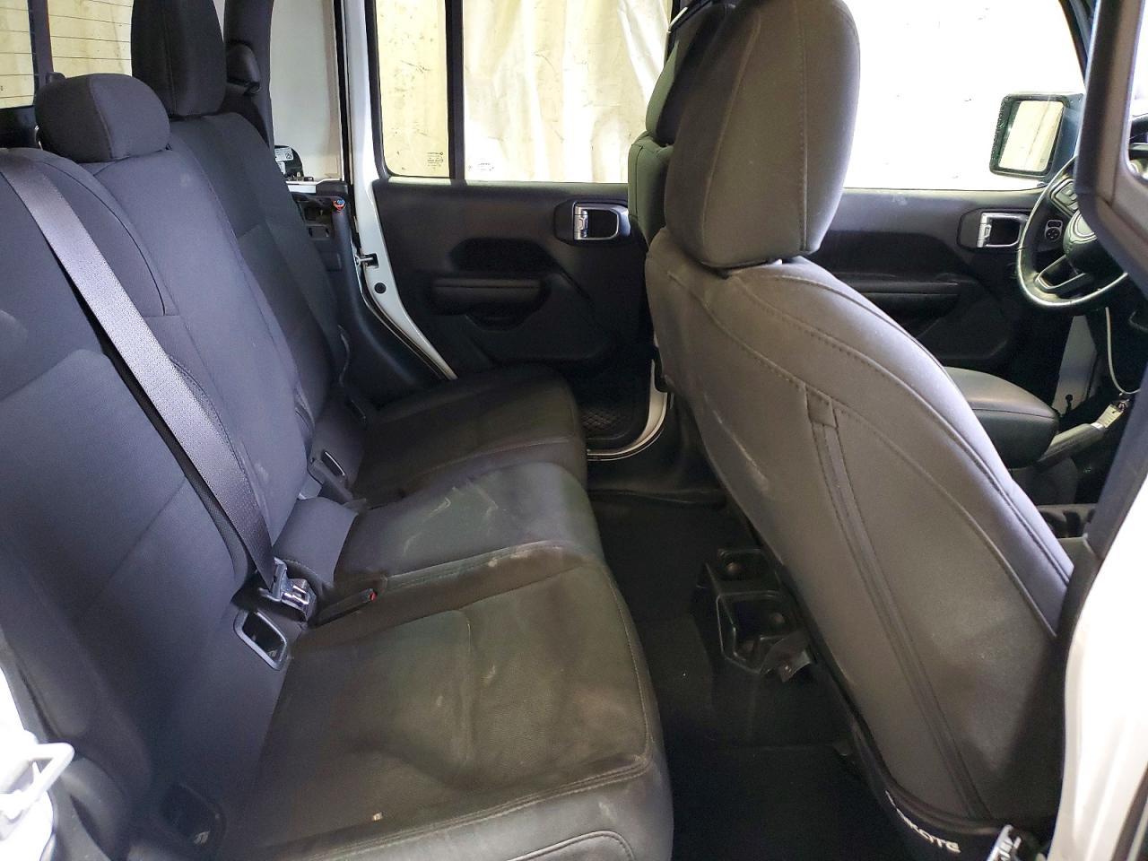 2021 Jeep Gladiator Sport