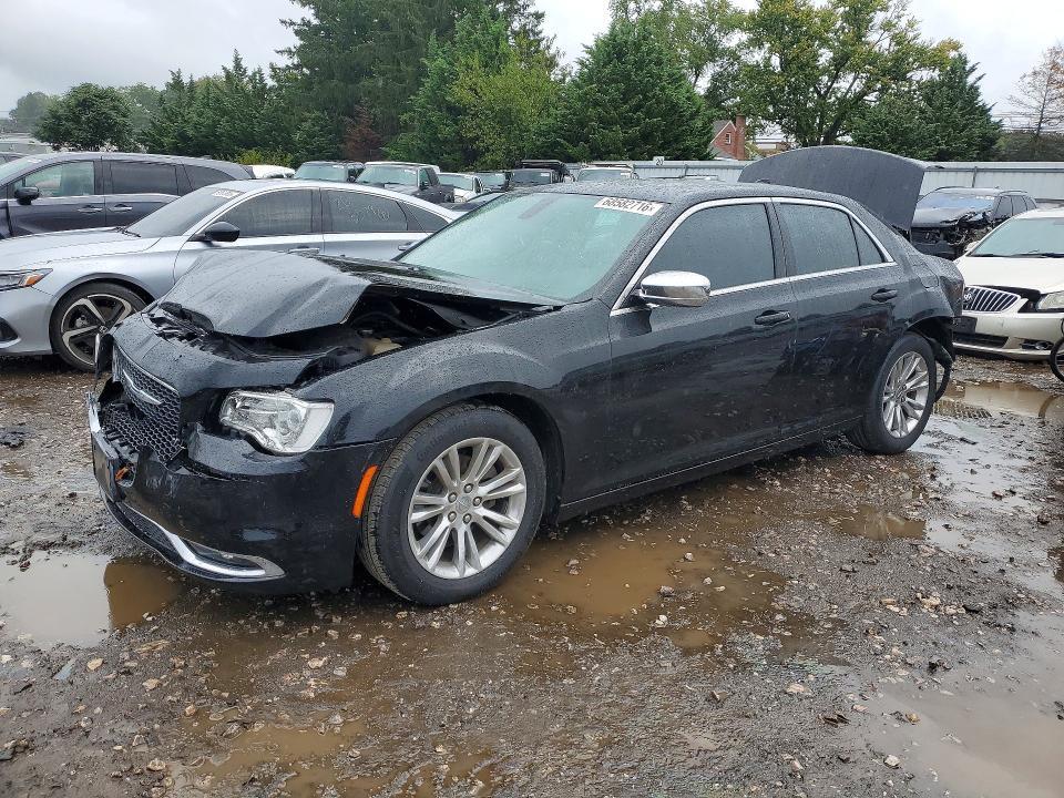 2017 Chrysler 300 Limited