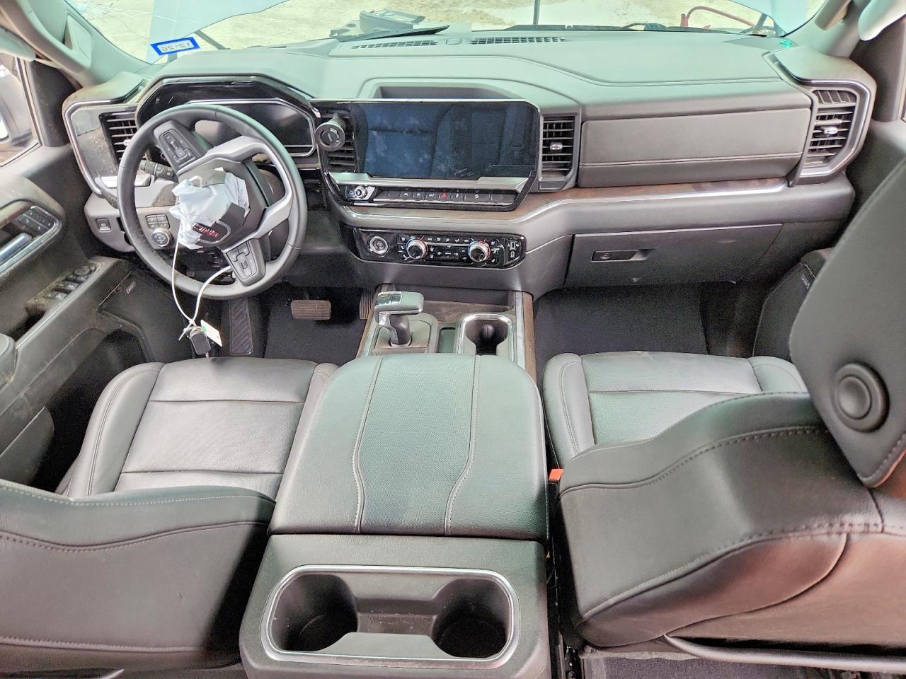 2023 GMC Sierra K1500 SLT