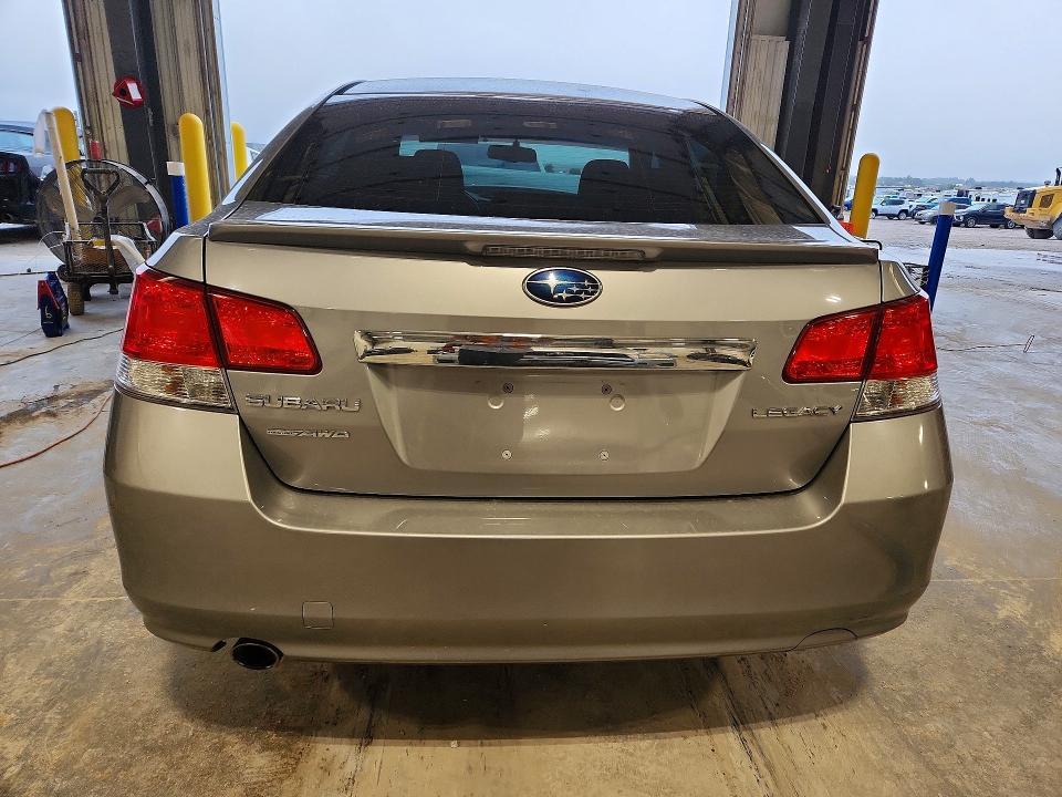 2011 Subaru Legacy 2.5i Premium