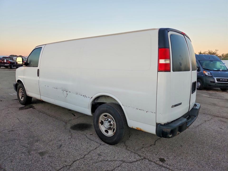 2016 Chevrolet Express 2500 Cargo Delivery Van