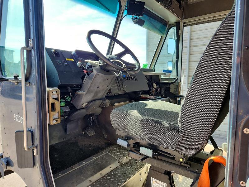 2020 Freightliner MT45G Chassis Delivery Truck