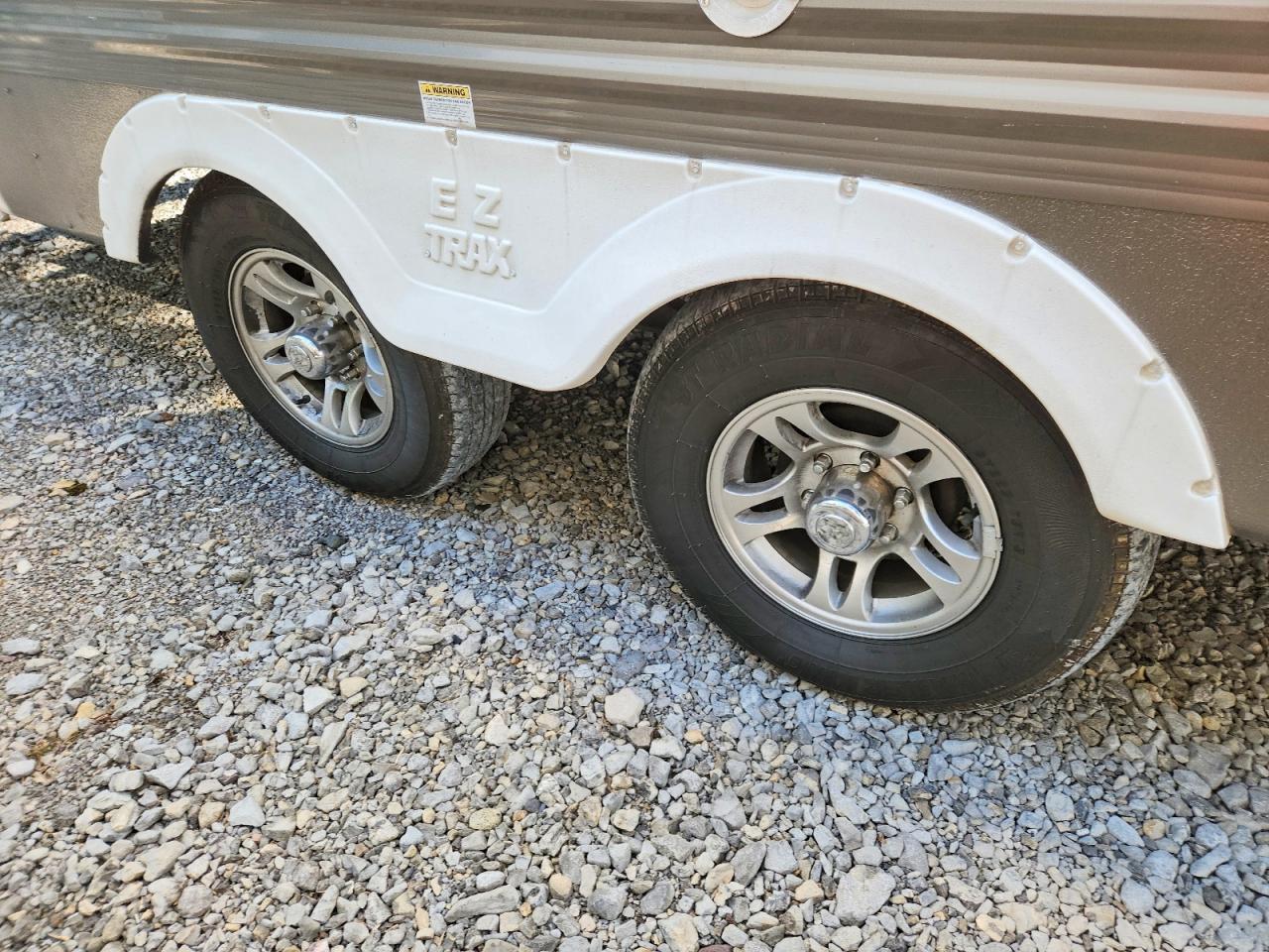 2010 Kutb 2010 Keystone Hornet Camper