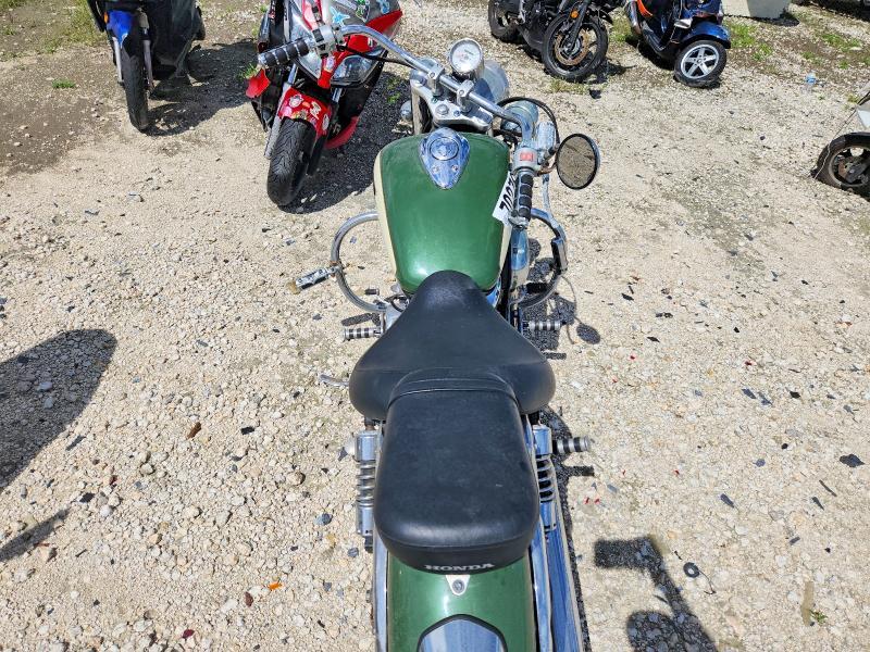 1999 Honda VT750 CD2