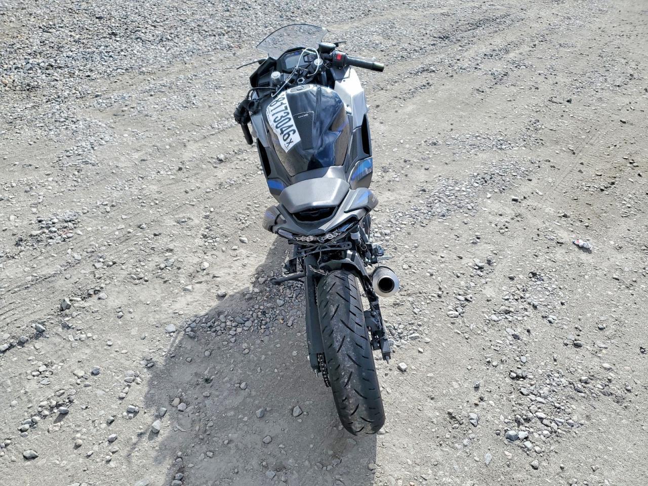 2025 Kawasaki EX500