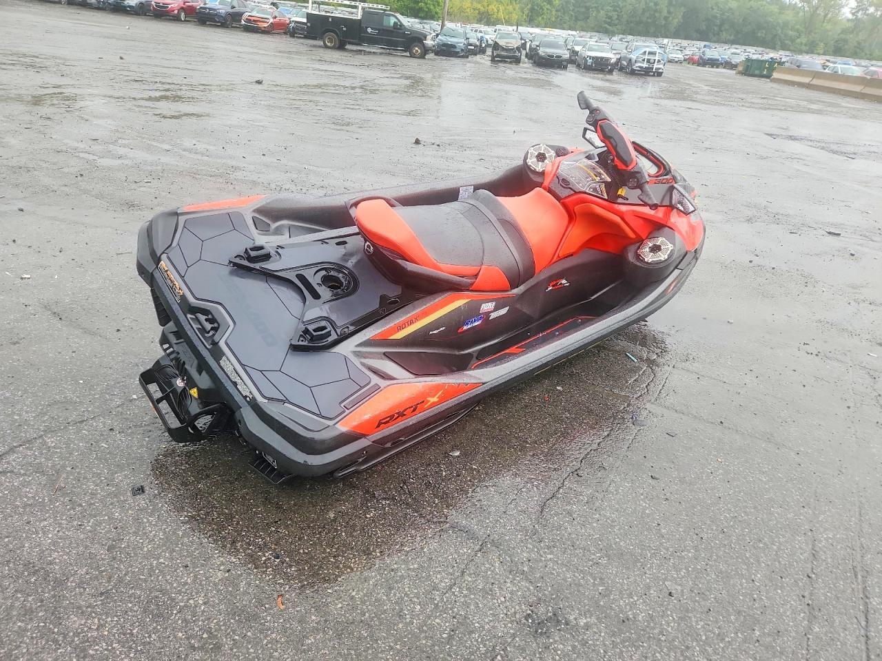 2019 Sea-Doo RTX300 JET SKI
