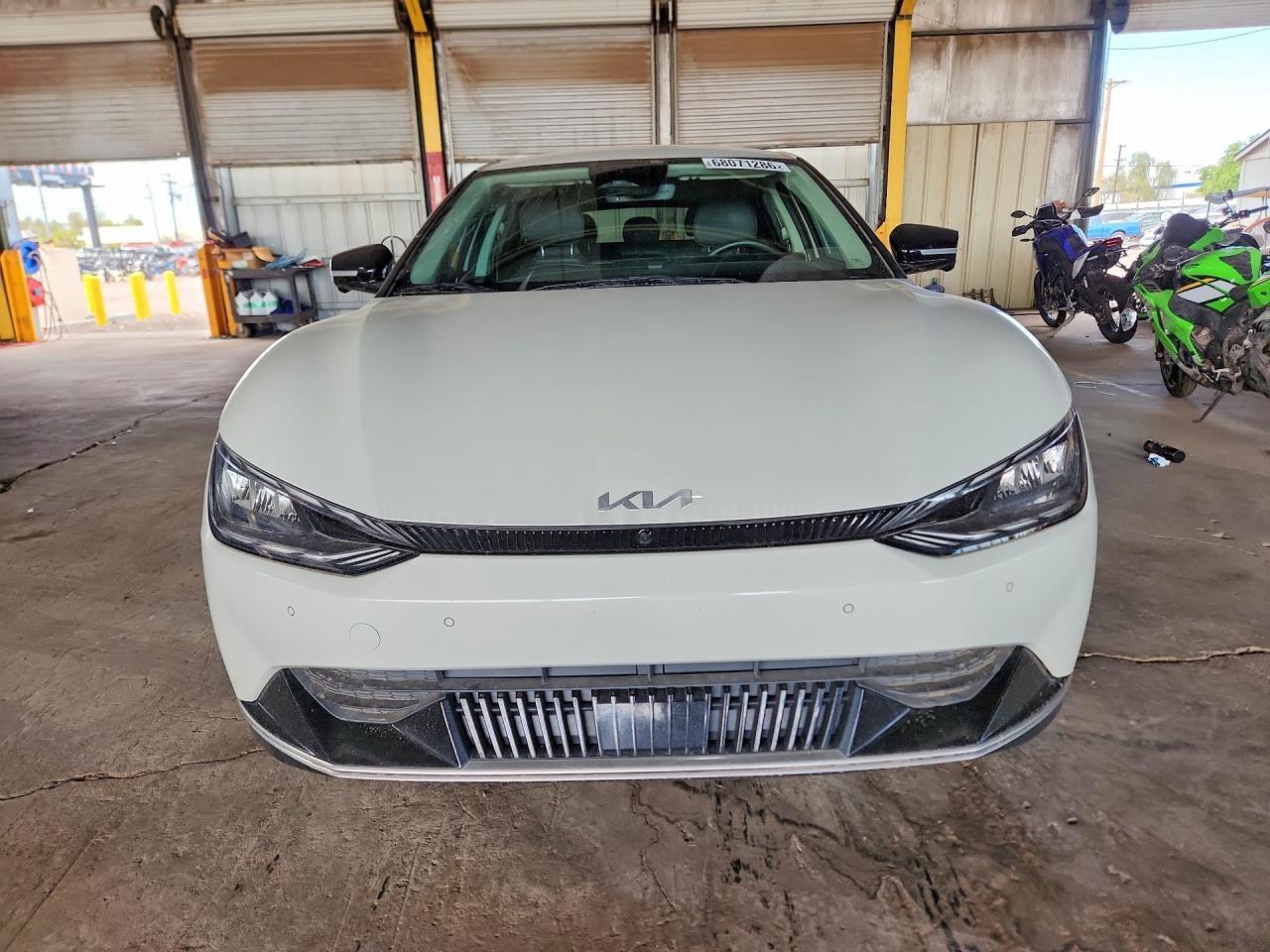 2024 KIA EV6 Wind