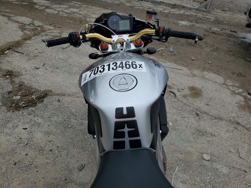 2009 Aprilia Tuono 1000