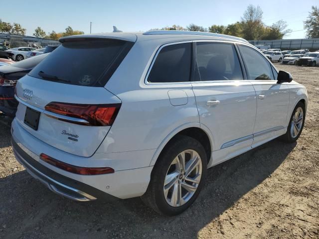 2022 Audi Q7 Premium Plus