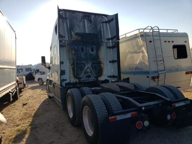 2014 Freightliner Cascadia 125