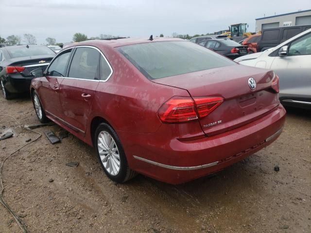 2016 Volkswagen Passat SE