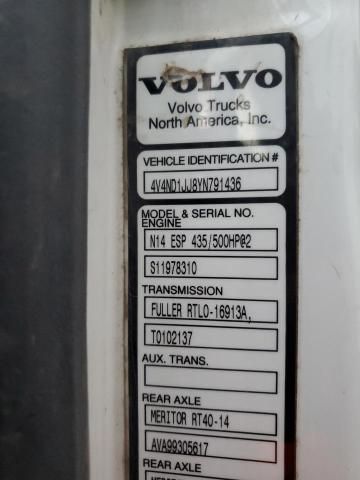 2000 Volvo VN