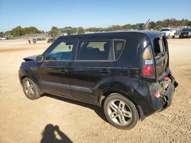 2011 KIA Soul +