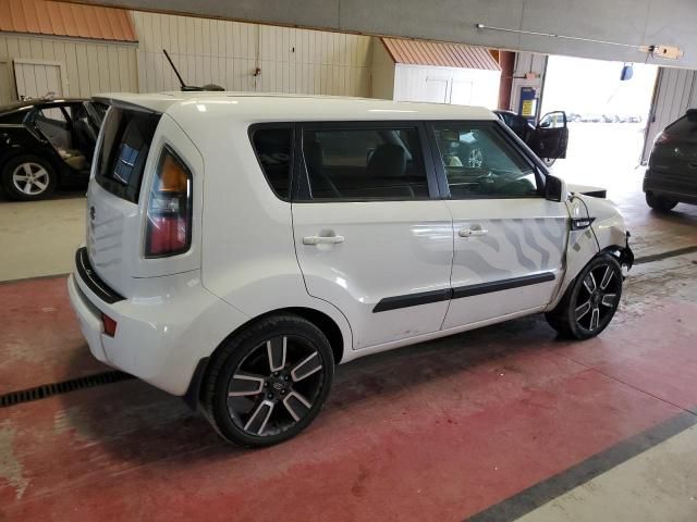 2011 KIA Soul +