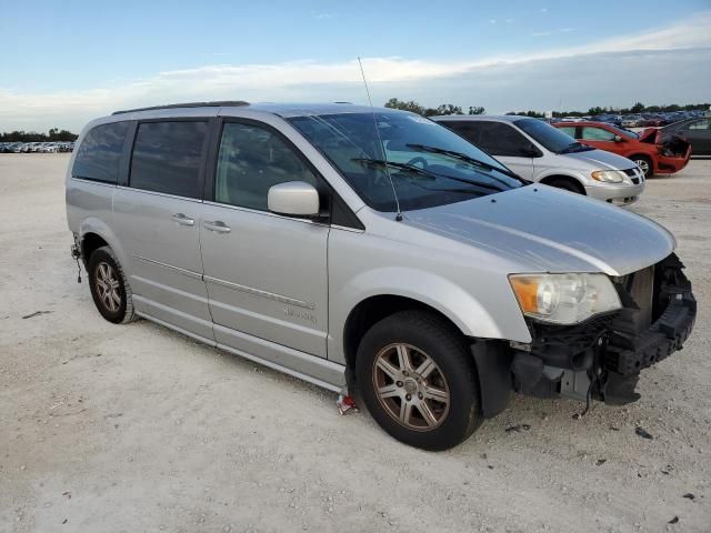 2011 Chrysler Town & Country Touring