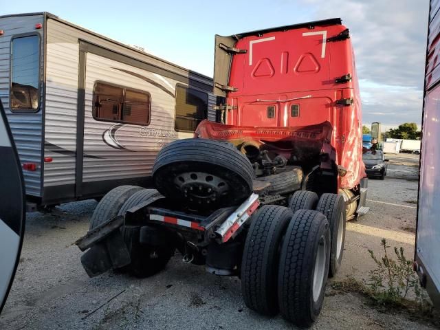 2015 Freightliner Cascadia 125