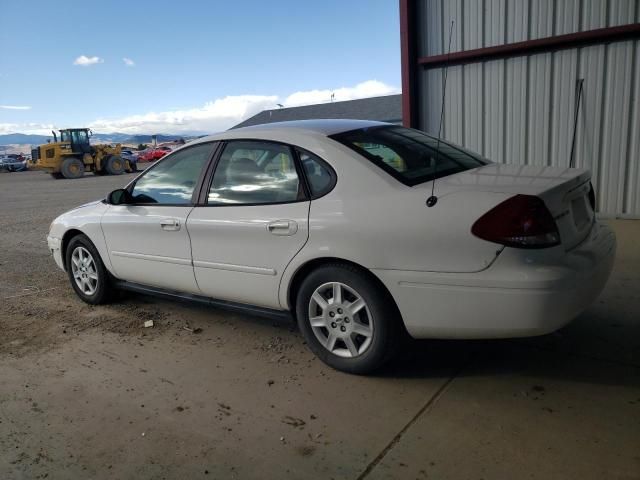 2005 Ford Taurus SE