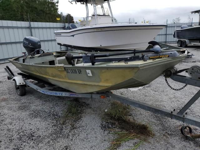 2002 Other 2002 Lowe L1652MT Boat With Trailer