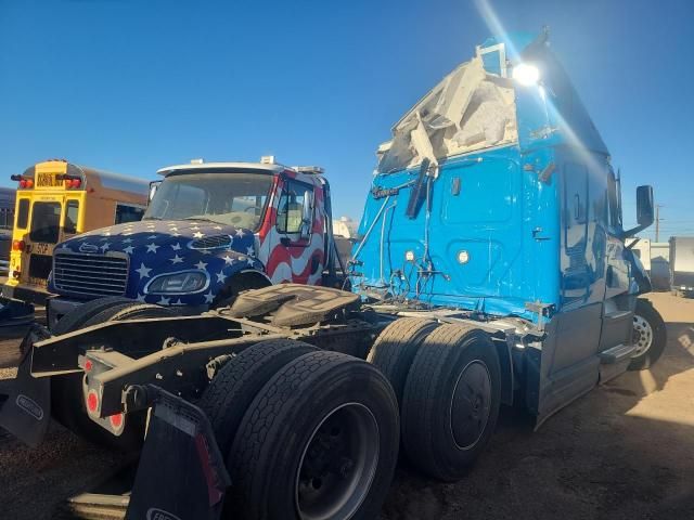 2021 Freightliner Cascadia 126