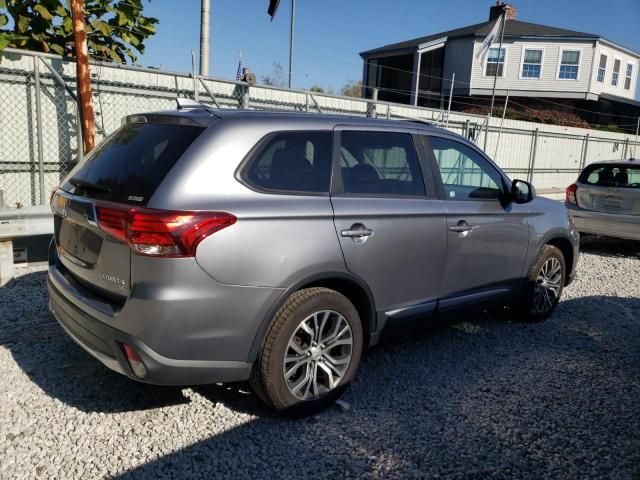 2017 Mitsubishi Outlander SE