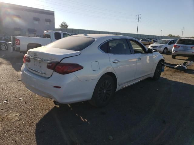 2015 Infiniti Q70 3.7