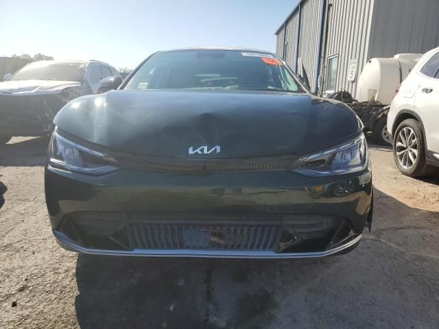 2023 KIA EV6 Light