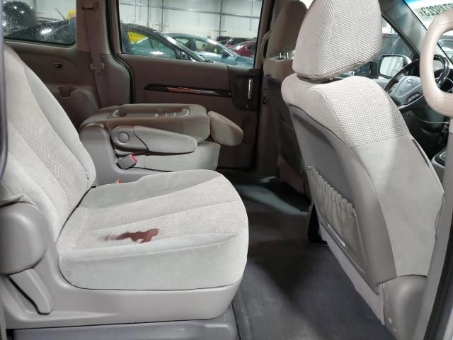 2012 KIA Sedona EX