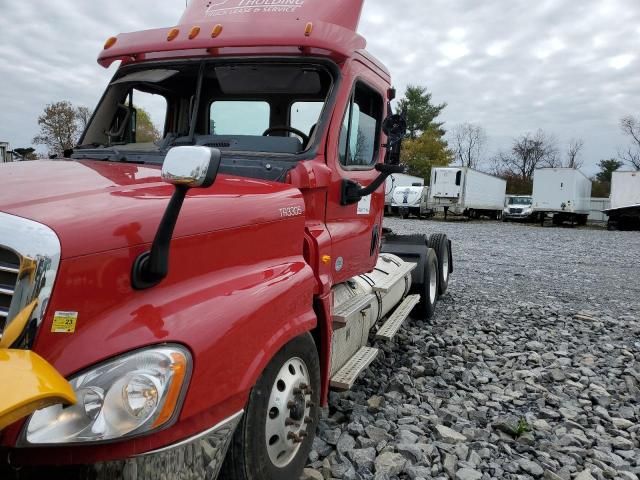 2017 Freightliner Cascadia 125