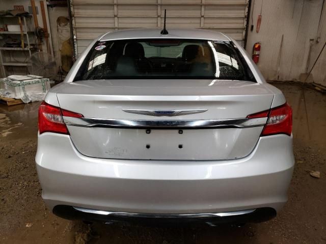 2012 Chrysler 200 Limited