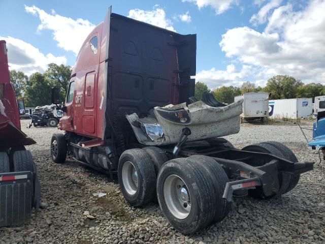 2015 Freightliner Cascadia 125