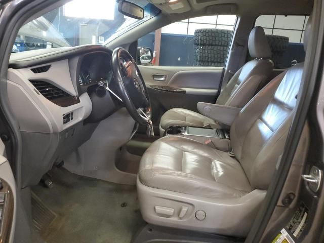 2017 Toyota Sienna XLE