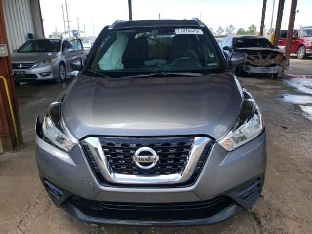 2019 Nissan Kicks S