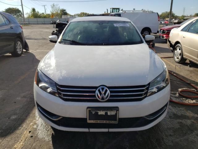 2013 Volkswagen Passat S