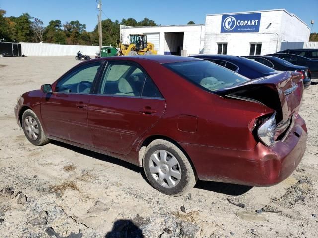 2004 Toyota Camry LE