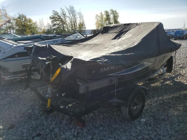 2013 Smoker Craft Boat