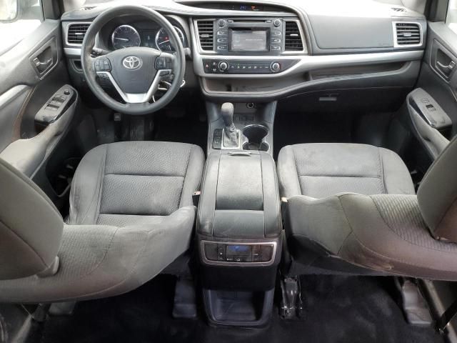 2016 Toyota Highlander LE