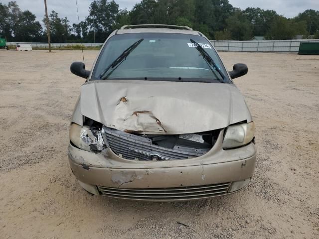 2002 Chrysler Town & Country Limited