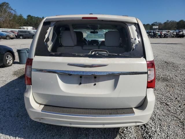 2011 Chrysler Town & Country Touring L