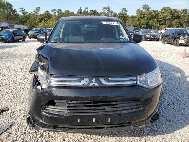 2014 Mitsubishi Outlander ES