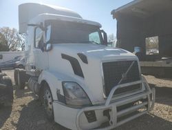 2004 Volvo VN VNL for sale in Des Moines, IA