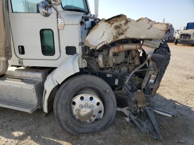 2013 Peterbilt 384