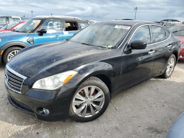 2012 Infiniti M37